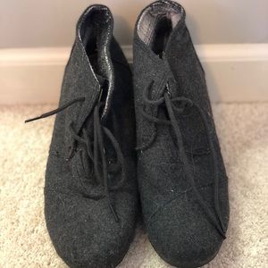 Toms Women’s Gray Wedges